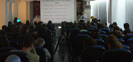 Tarhan’dan Rehber Öğretmenlere “Sosyal Medya Bağımlılığı” konferansı 2
