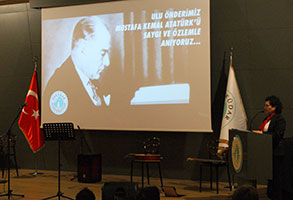 Mustafa Kemal Atatürk Üsküdar Üniversitesi’nde sevdiği türkülerle anıldı 2