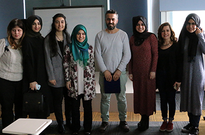 Ünlü senarist Suat Köçer, Üsküdar Üniversitesi öğrencileriyle buluştu 3