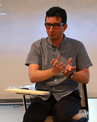 Yönetmen Metin Çavuş, Üsküdar Üniversitesi’nde öğrencilerle buluştu.