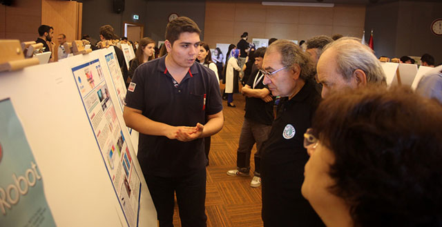 High School Students Competed with “their ideas” at Üsküdar University 7