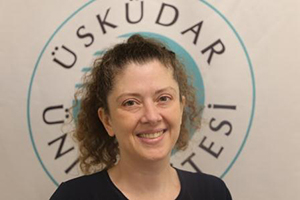 Doç. Dr. Müge Ensari Özay